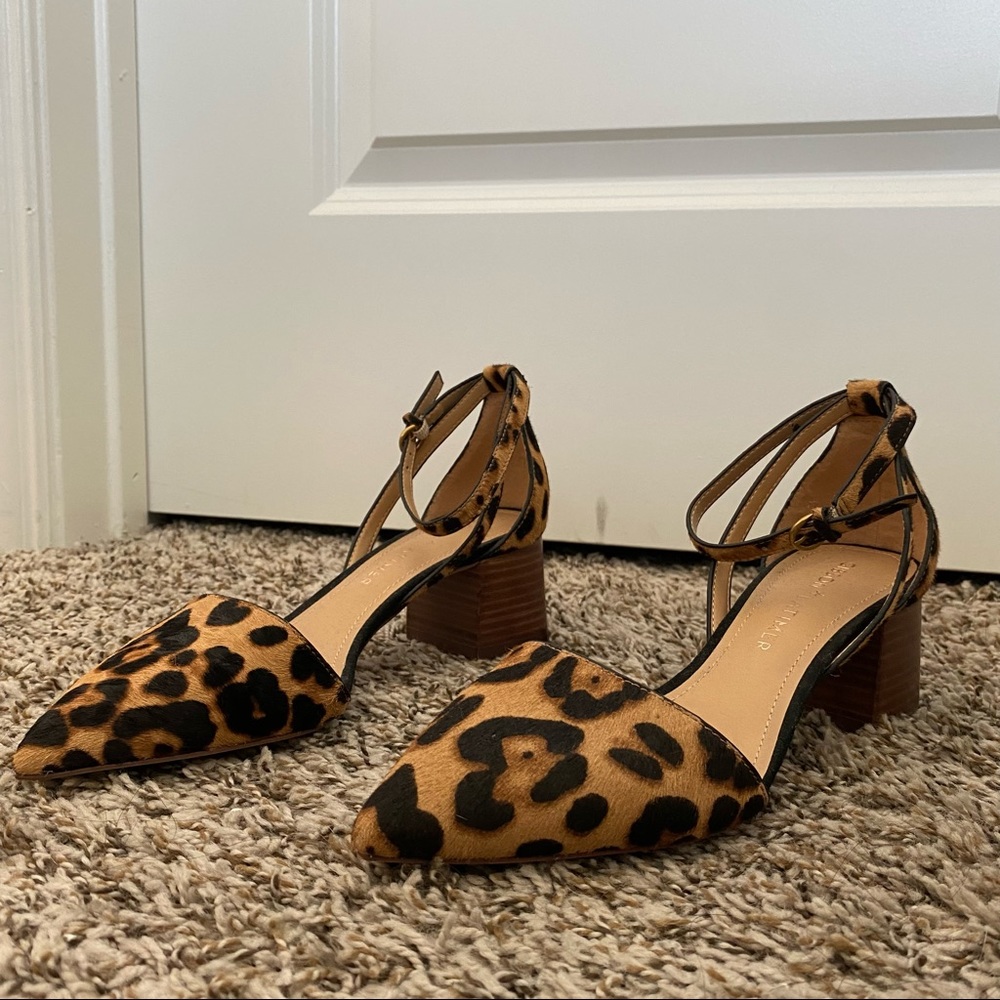 Animal print block heels size 7, Gibson Latimer